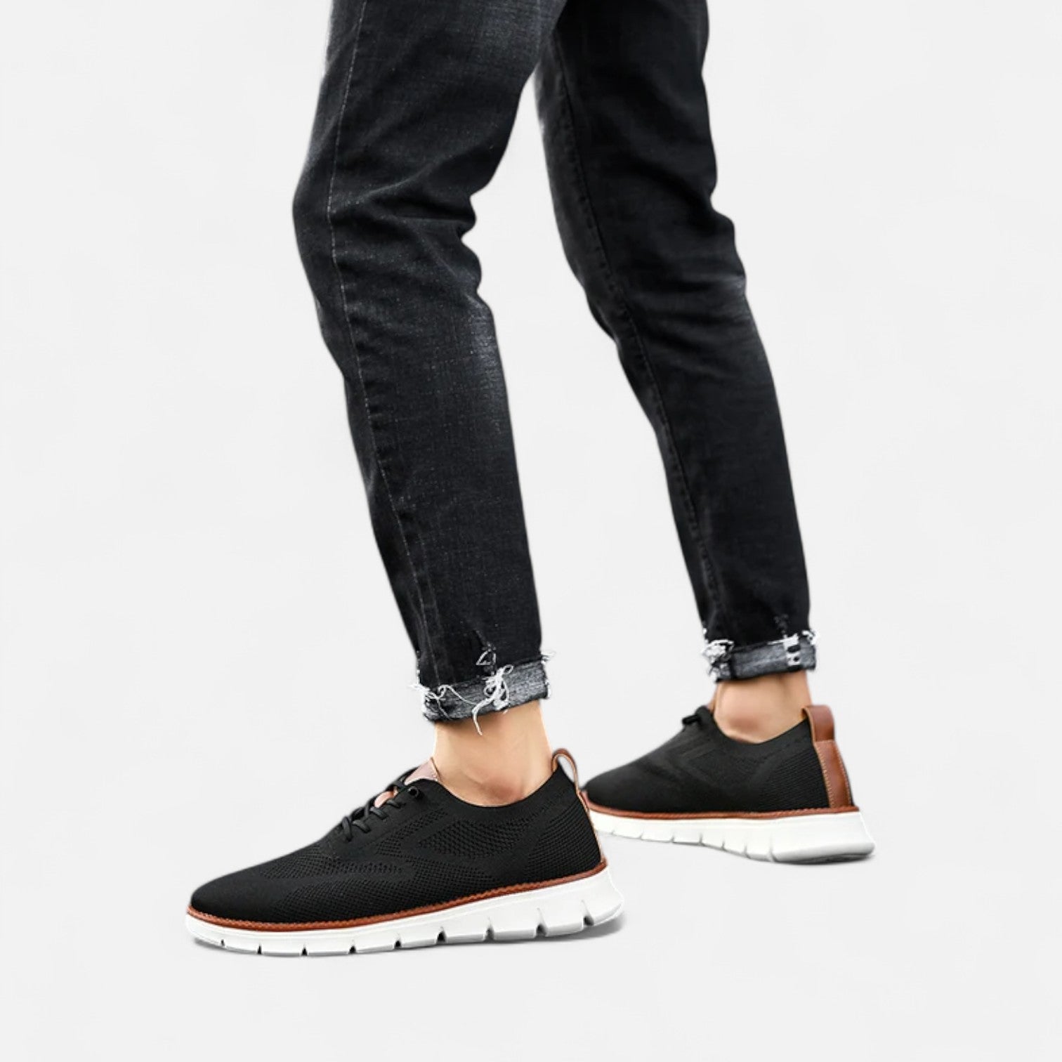 Men’s Knit Sneakers with Lace-Up Closure – Breathable Fabric