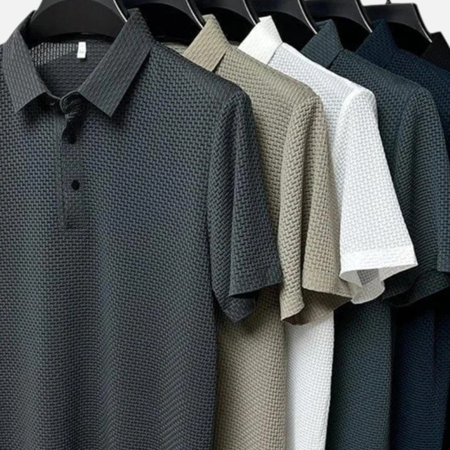Men’s Polo Shirt in Cotton Blend with Classic Collar