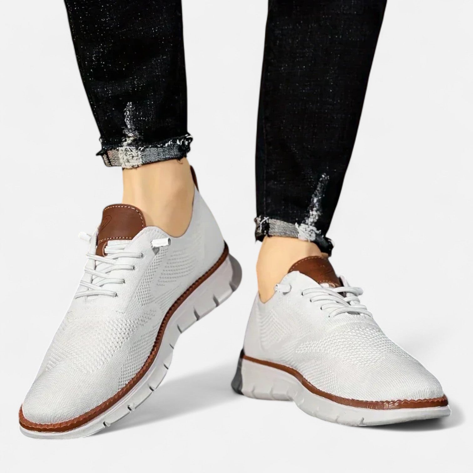 Men’s Knit Sneakers with Lace-Up Closure – Breathable Fabric