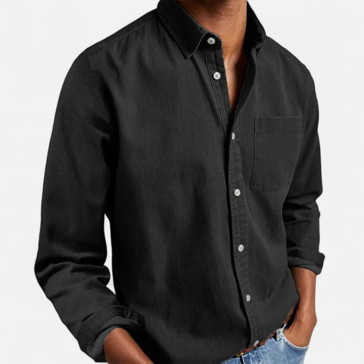 Men’s Shirt with Classic Fit and Button Closure