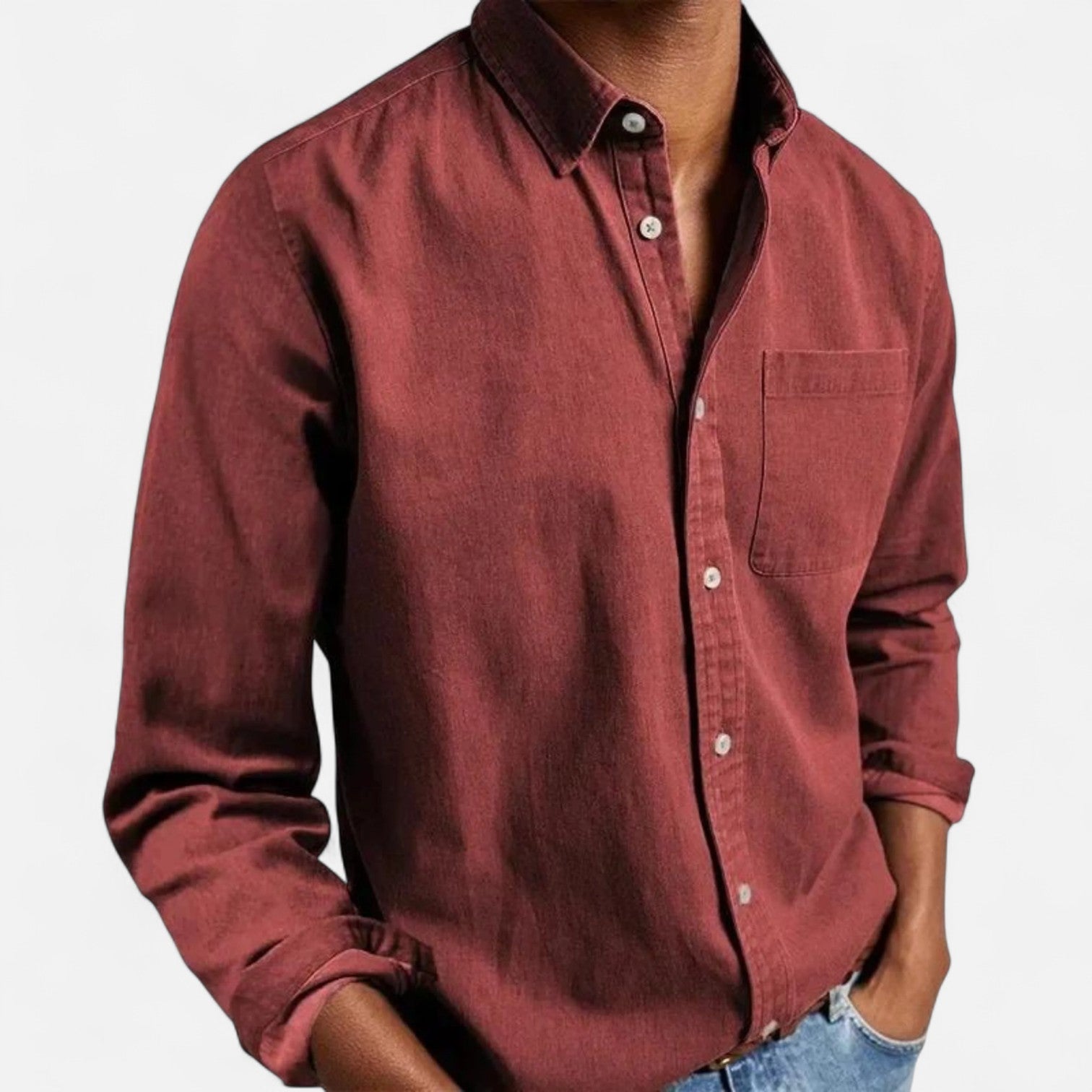 Men’s Shirt with Classic Fit and Button Closure