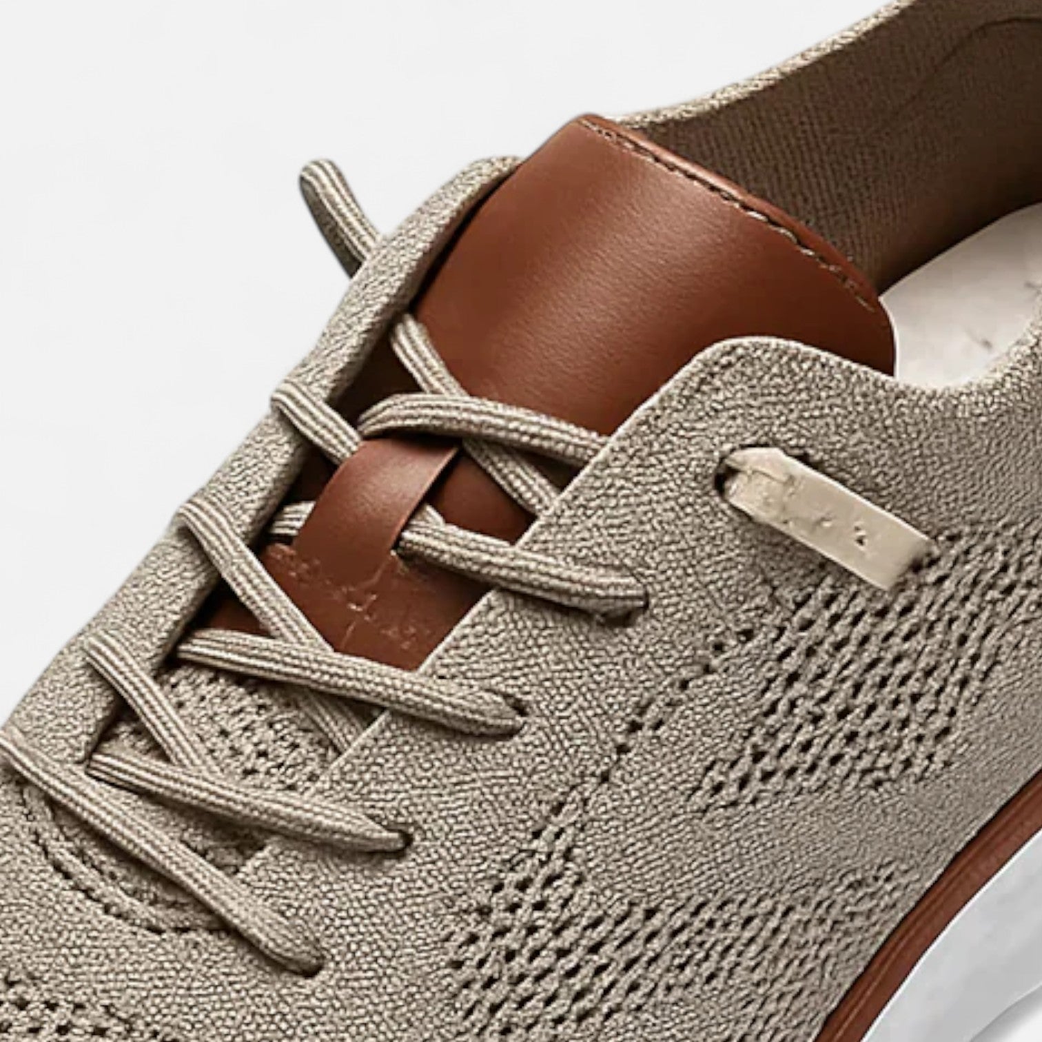 Men’s Knit Sneakers with Lace-Up Closure – Breathable Fabric