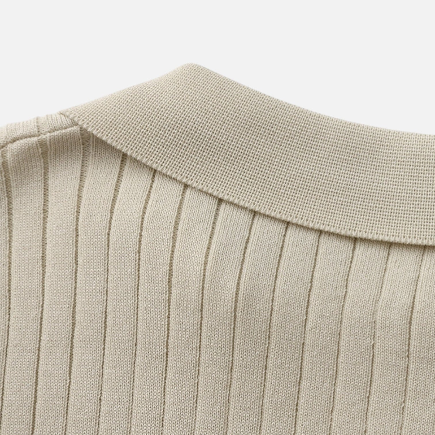 Men’s Knitted Polo Shirt in Ribbed Structure